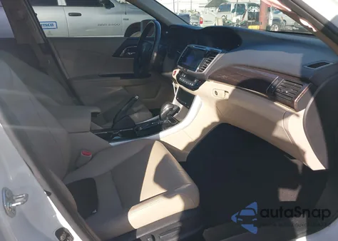 2016 Honda Accord Ex-L z USA, uszkodzony, nr VIN 1HGCR2F83GA006764